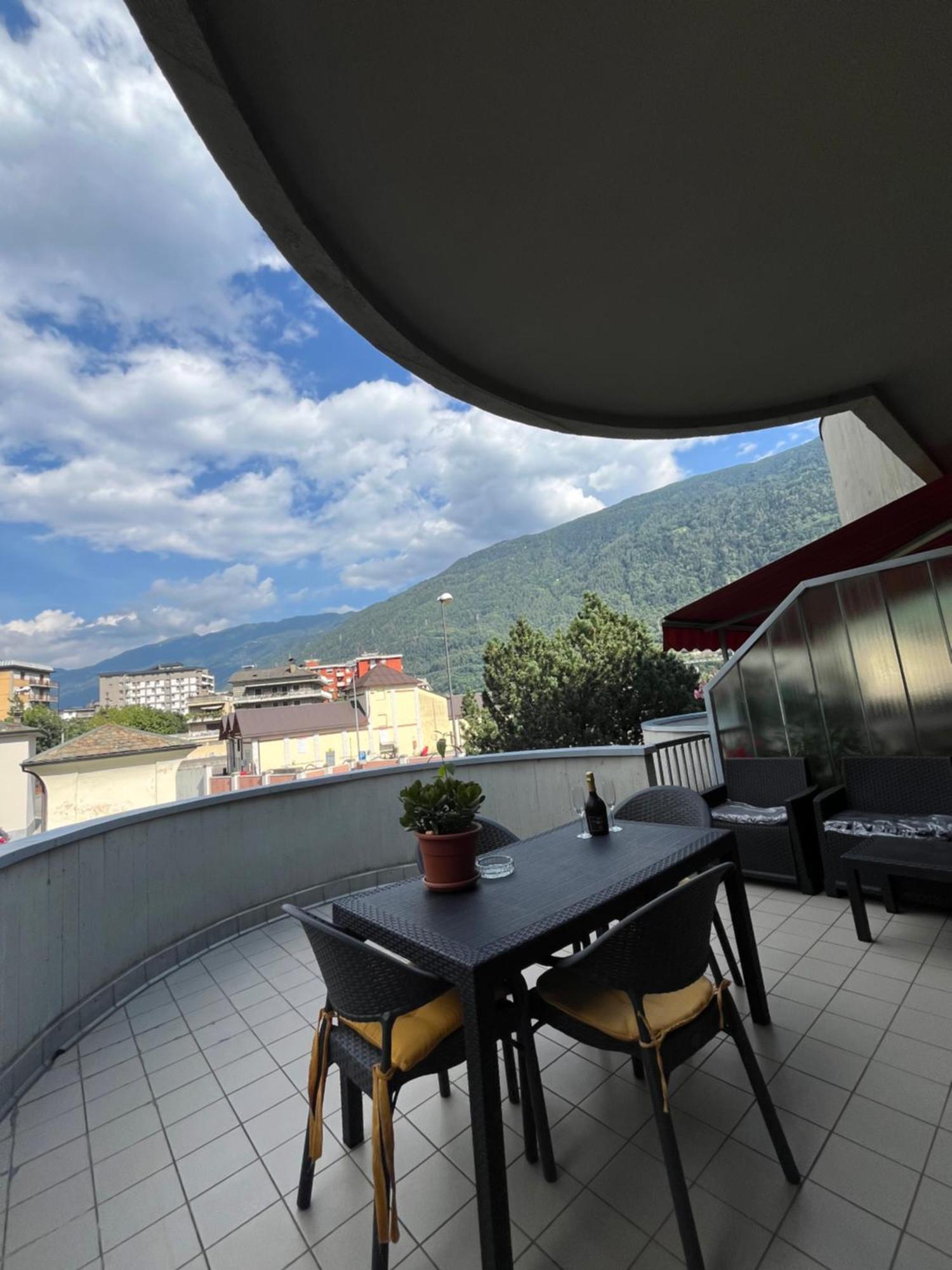 Casa Vacanze Lucia Tirano Esterno foto