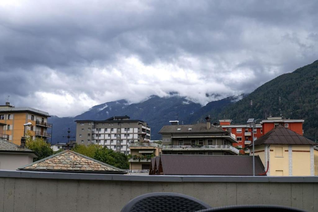 Casa Vacanze Lucia Tirano Esterno foto